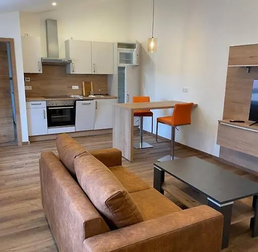 Apartment In Zentraler Lage Mit Privatparkplatz