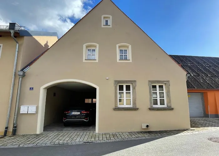 Apartment In Zentraler Lage Mit Privatparkplatz