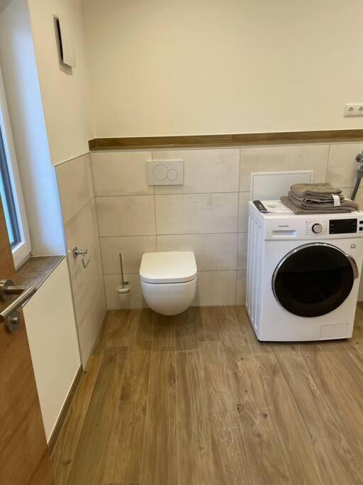 In Zentraler Lage Mit Privatparkplatz Apartment *