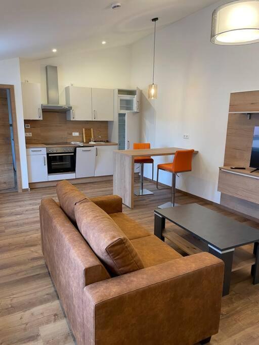 Apartment In Zentraler Lage Mit Privatparkplatz Grafenwohr