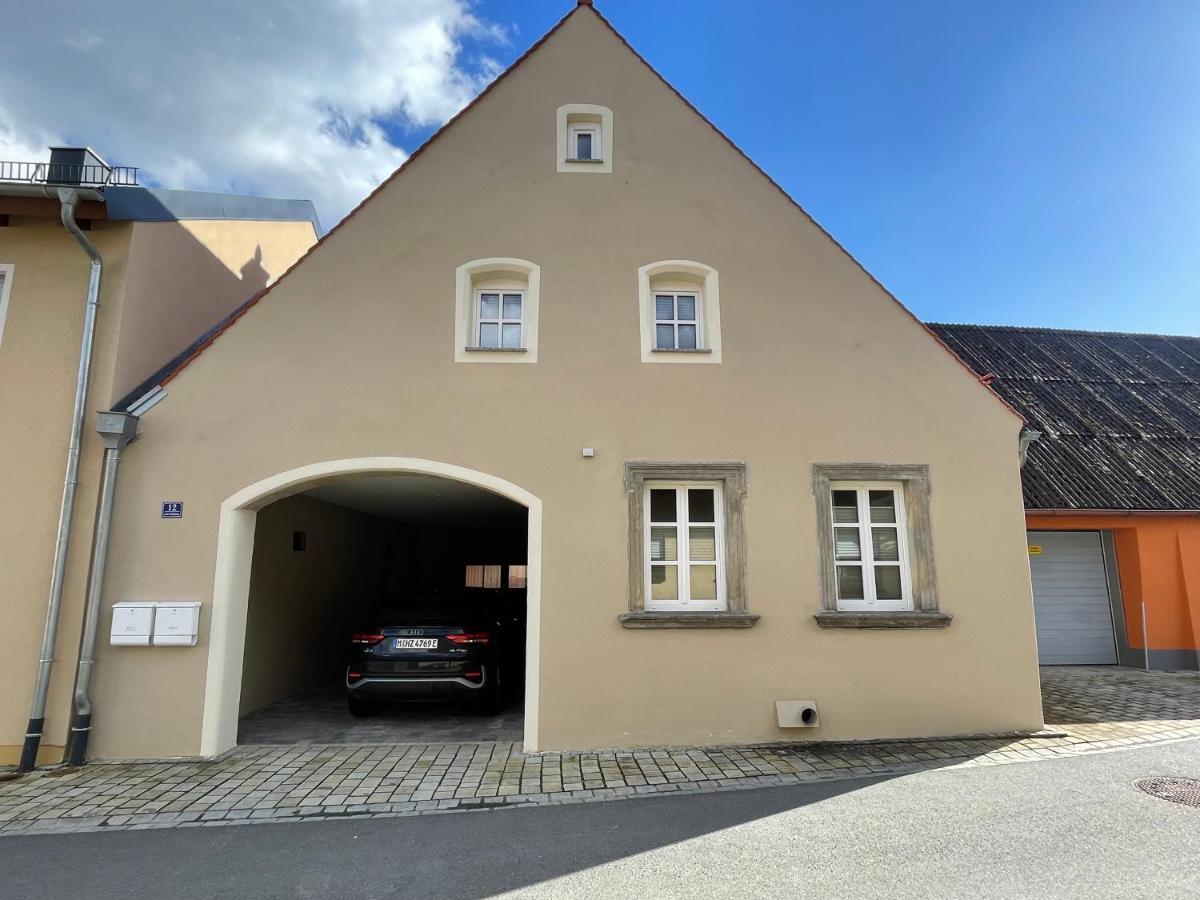 Apartment In Zentraler Lage Mit Privatparkplatz Grafenwohr